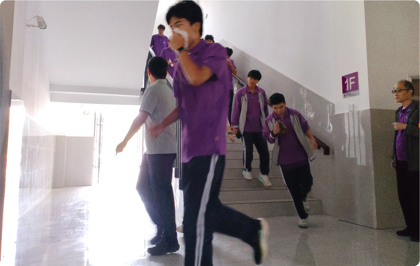 02.png